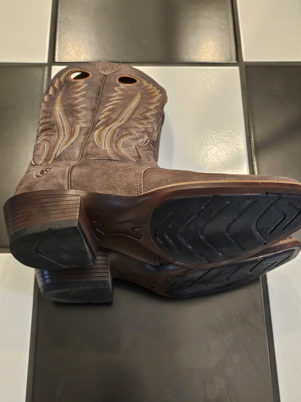 Ariat Men's Brown Western Pull-On Cowboy Boots - Picture 8 of 8